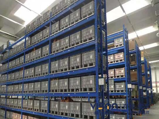 重型層板貨架在設(shè)計的時候需要注意什么？   