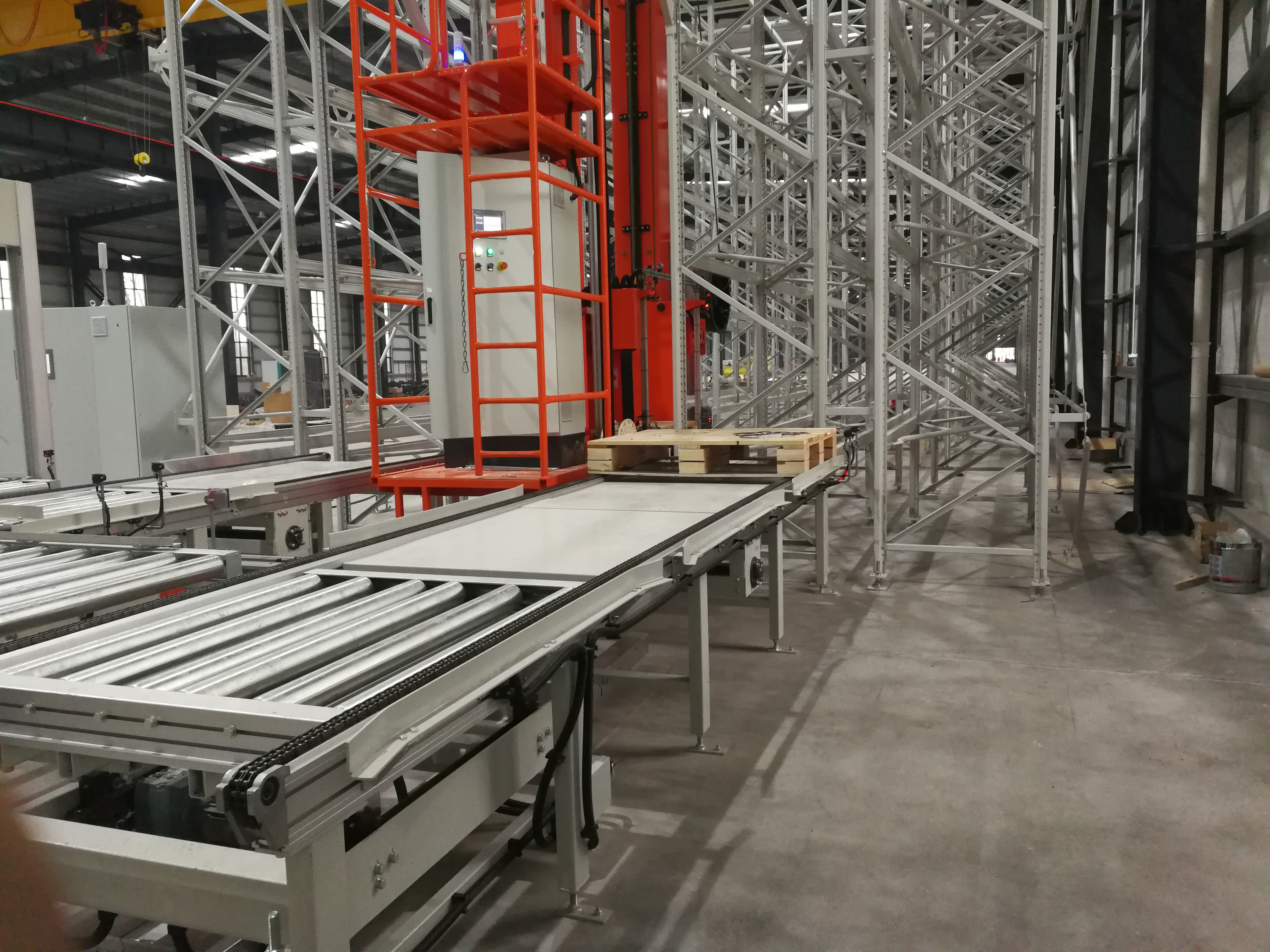 智能倉(cāng)庫(kù)作業(yè)模式：如何精準(zhǔn)適配不同行業(yè)需求？